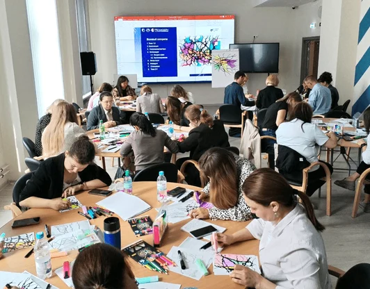 Групповые тренинги с пременением НейроГрафики